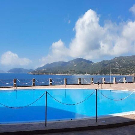 Appartamento Sul Mare Teulada Ngoại thất bức ảnh